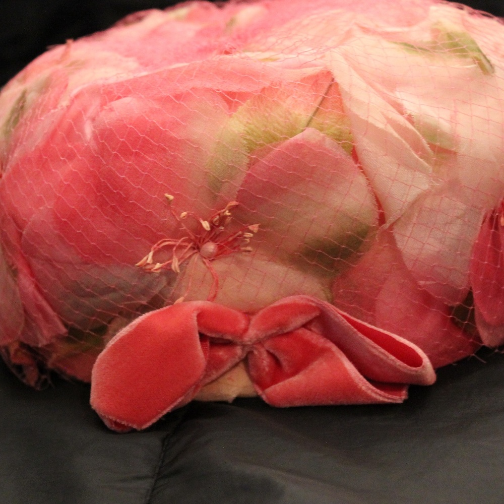 Women's vintage flower hat